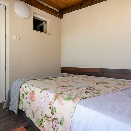 Apartment Hasanec By El-Pi Tours Njivice Buitenkant foto