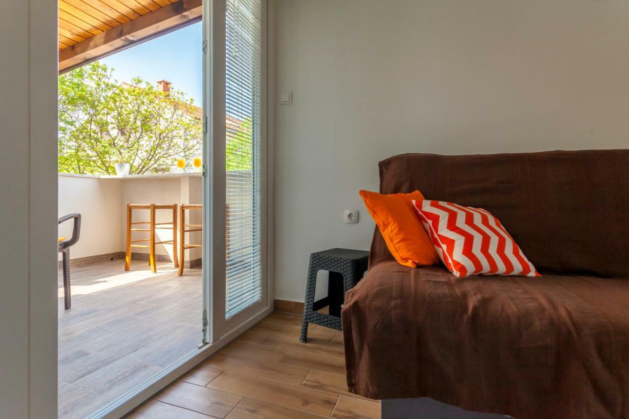 Apartment Hasanec By El-Pi Tours Njivice Buitenkant foto